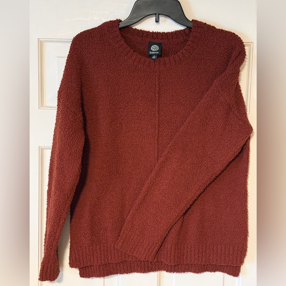 Bobeau Women's Burgundy Crew Neck Sweater